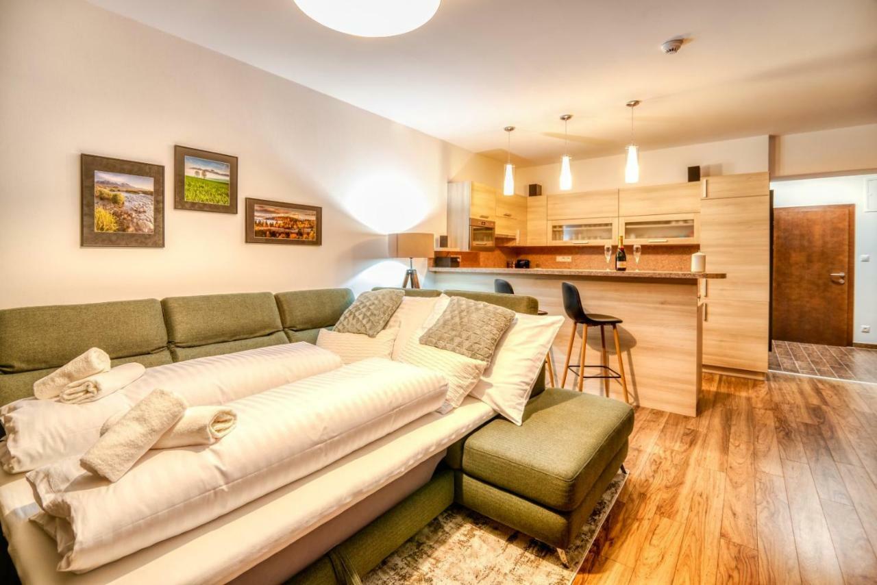 Apartman Lio - Free Garage Parking Tatranska Lomnica Luaran gambar
