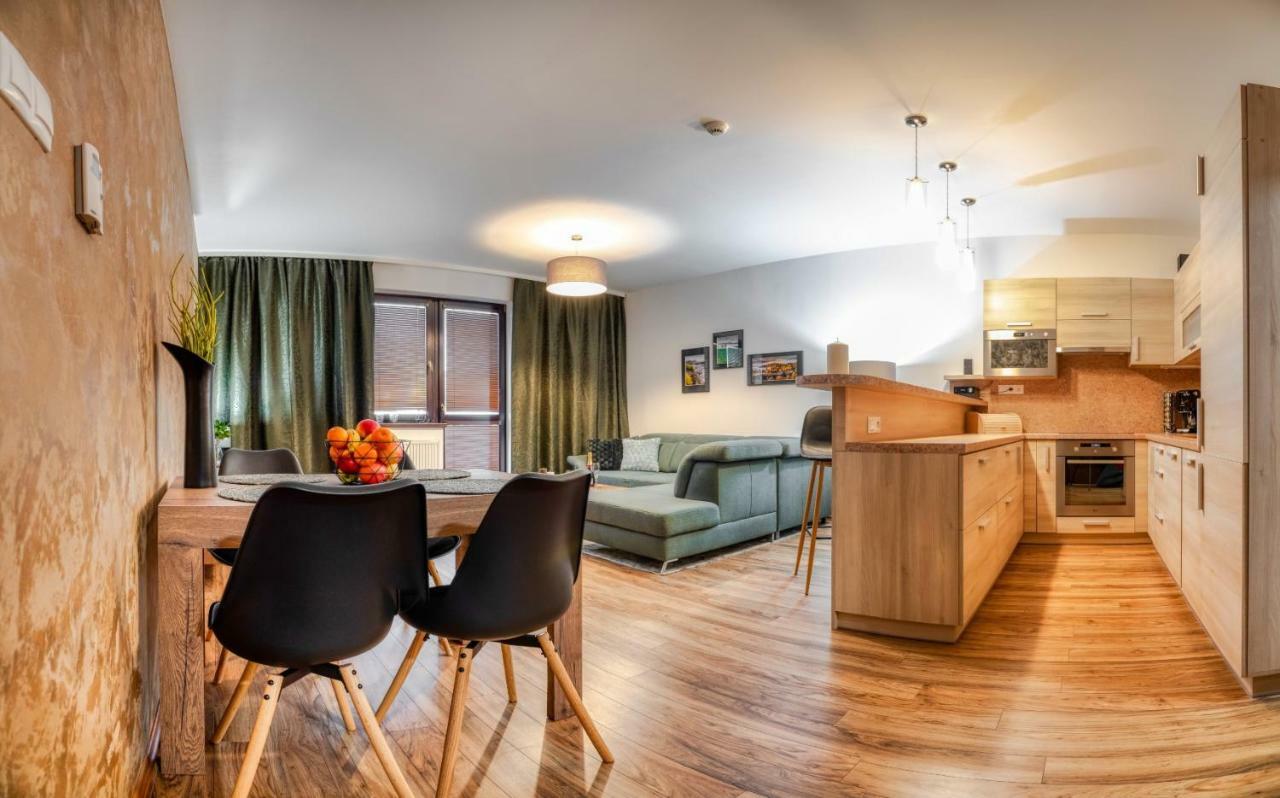 Apartman Lio - Free Garage Parking Tatranska Lomnica Luaran gambar