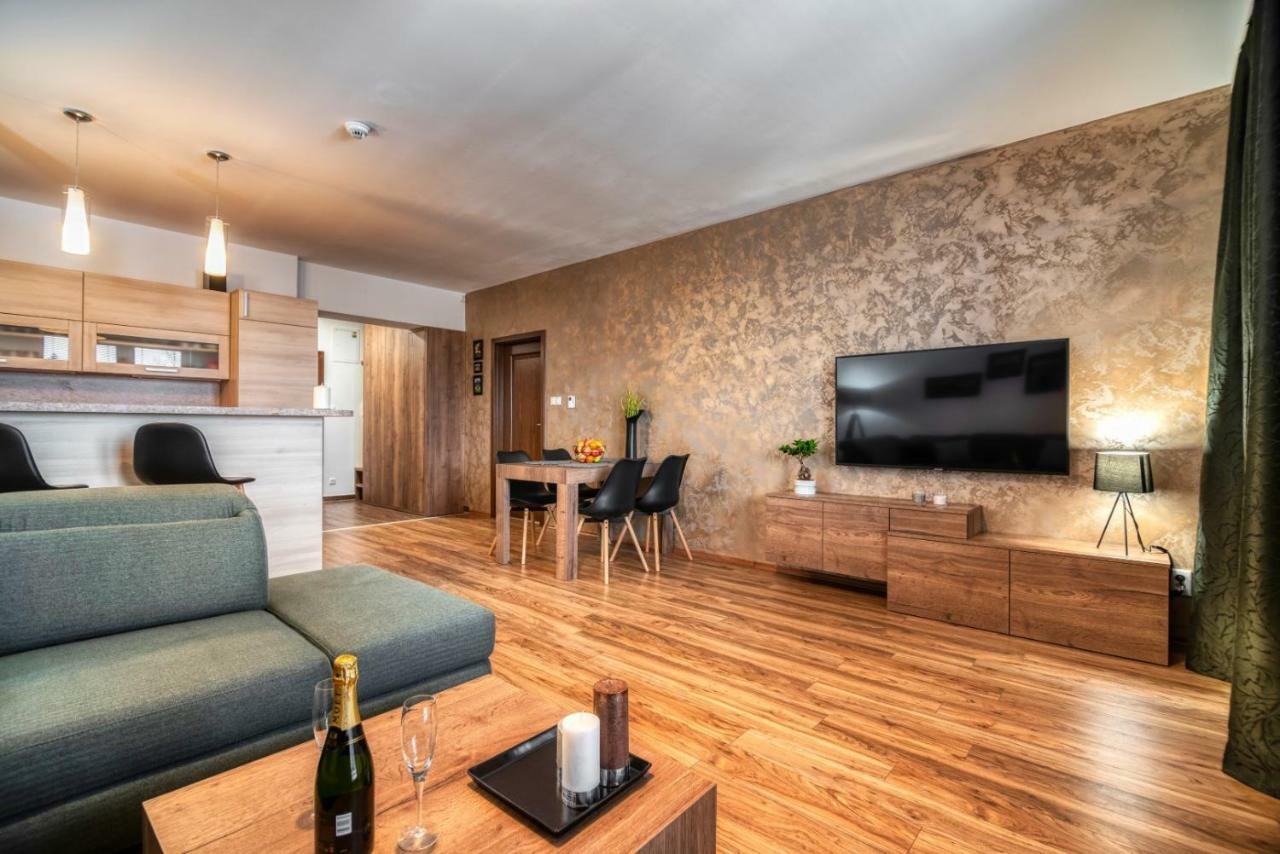 Apartman Lio - Free Garage Parking Tatranska Lomnica Luaran gambar